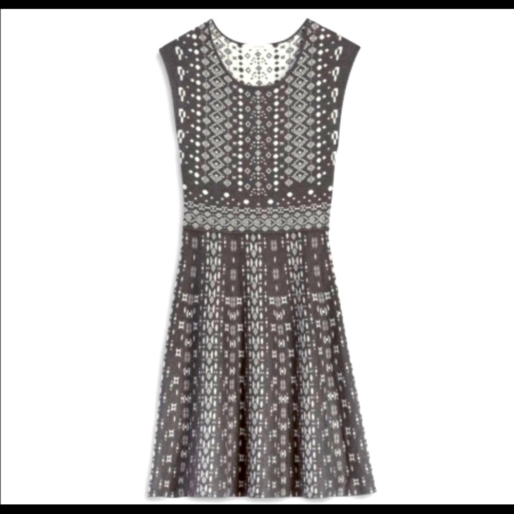 41 Hawthorn - Petite XS Dress